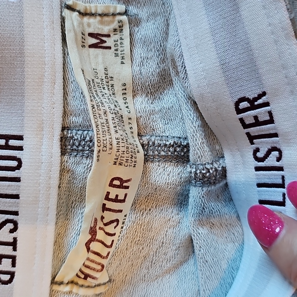 Hollister Gray Athletic Shorts - Picture 2 of 2